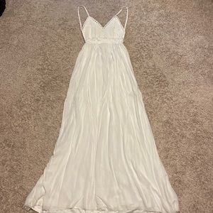 Miss Avenue White Backless Maxi Dress
